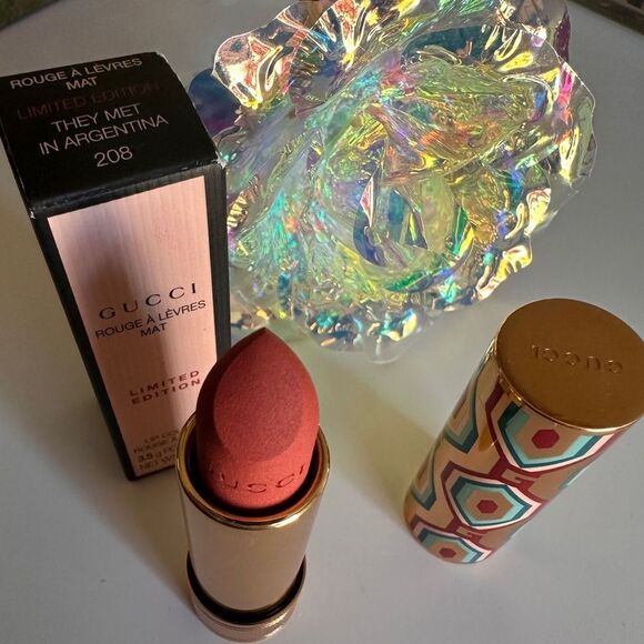 GUCCI LUXURY LIPSTICK – THEY MET IN ARGENTINA (208) | MATTE FINISH - Picture 10 of 17